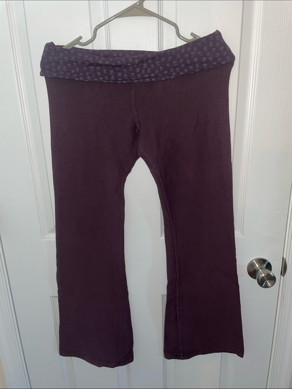 Women's Fold-Over Waist Yoga Pants - Deep Plum